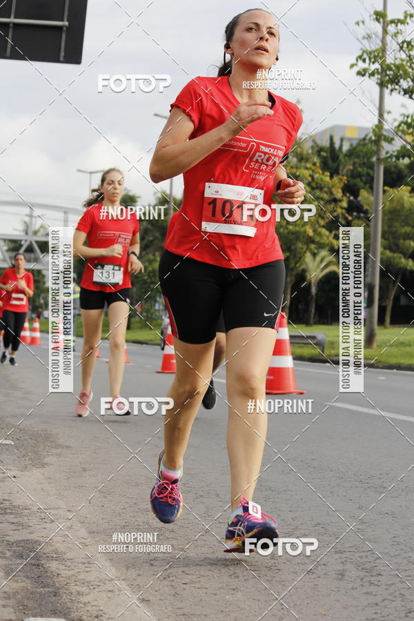 Buy your photos of the eventSantander Track & Field Run Series - Shopping Tambor on Fotop