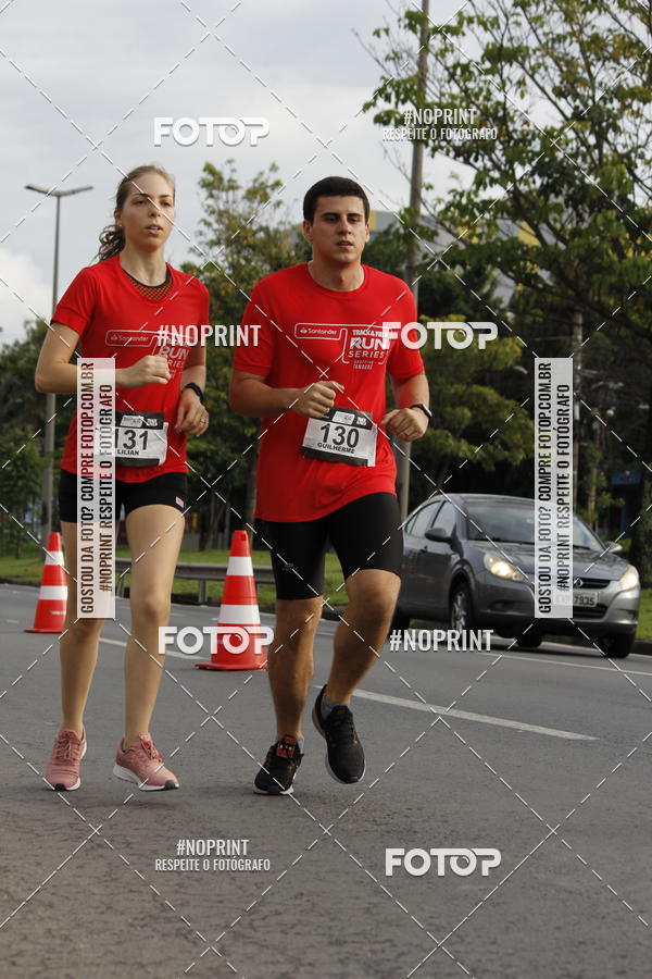 Buy your photos of the eventSantander Track & Field Run Series - Shopping Tambor on Fotop