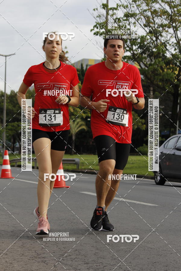 Buy your photos of the eventSantander Track & Field Run Series - Shopping Tambor on Fotop