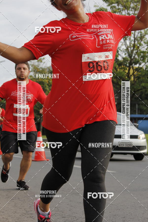 Buy your photos of the eventSantander Track & Field Run Series - Shopping Tambor on Fotop