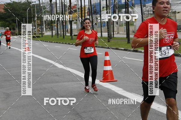 Buy your photos of the eventSantander Track & Field Run Series - Shopping Tambor on Fotop