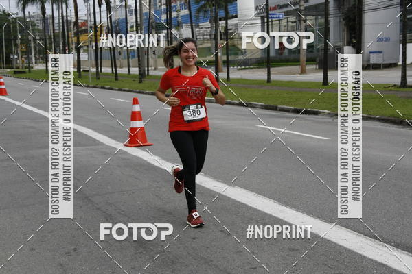 Buy your photos of the eventSantander Track & Field Run Series - Shopping Tambor on Fotop
