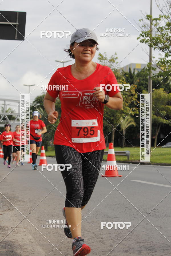 Buy your photos of the eventSantander Track & Field Run Series - Shopping Tambor on Fotop