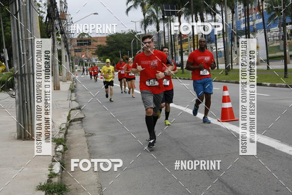Buy your photos of the eventSantander Track & Field Run Series - Shopping Tambor on Fotop
