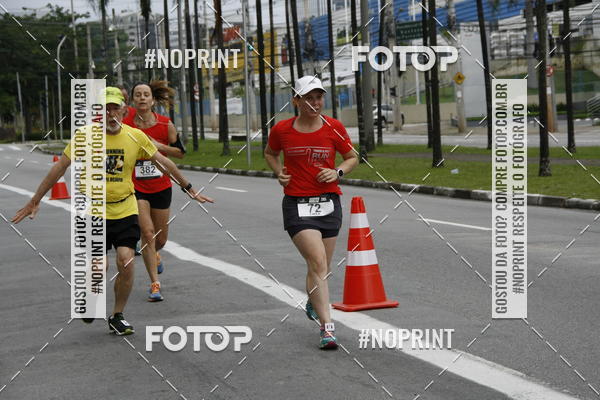 Buy your photos of the eventSantander Track & Field Run Series - Shopping Tambor on Fotop