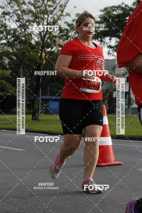 Buy your photos of the eventSantander Track & Field Run Series - Shopping Tambor on Fotop