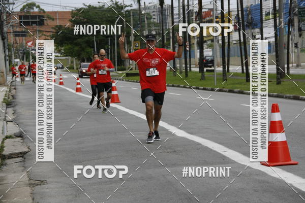 Buy your photos of the eventSantander Track & Field Run Series - Shopping Tambor on Fotop
