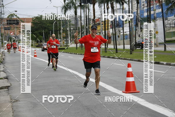 Buy your photos of the eventSantander Track & Field Run Series - Shopping Tambor on Fotop
