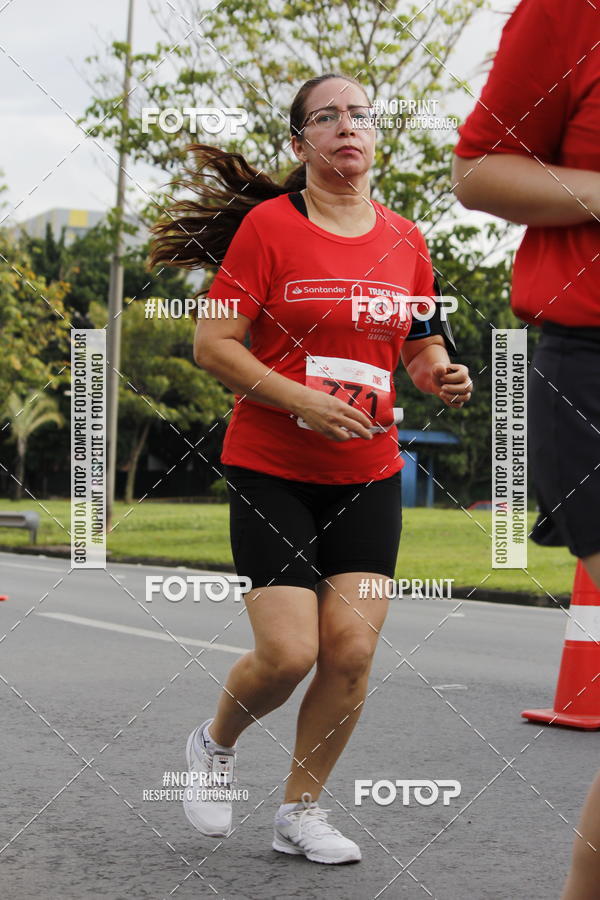 Buy your photos of the eventSantander Track & Field Run Series - Shopping Tambor on Fotop