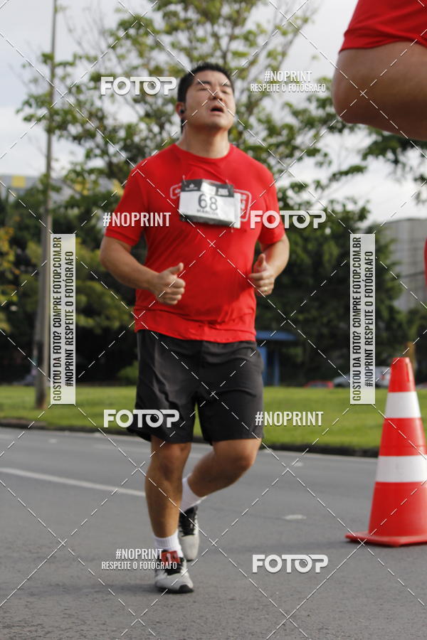 Buy your photos of the eventSantander Track & Field Run Series - Shopping Tambor on Fotop