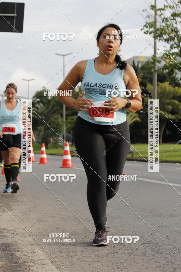 Buy your photos of the eventSantander Track & Field Run Series - Shopping Tambor on Fotop
