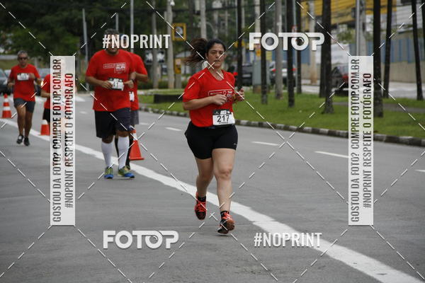 Buy your photos of the eventSantander Track & Field Run Series - Shopping Tambor on Fotop