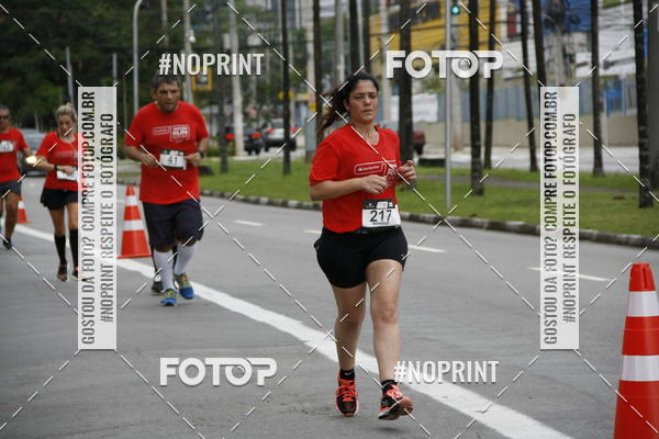 Buy your photos of the eventSantander Track & Field Run Series - Shopping Tambor on Fotop