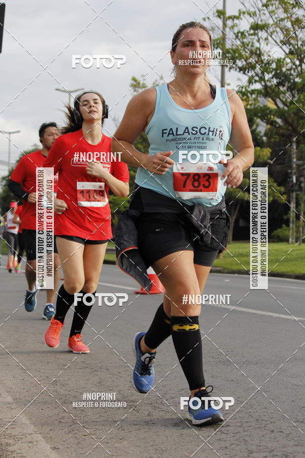 Buy your photos of the eventSantander Track & Field Run Series - Shopping Tambor on Fotop