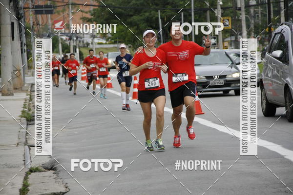 Buy your photos of the eventSantander Track & Field Run Series - Shopping Tambor on Fotop