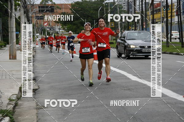 Buy your photos of the eventSantander Track & Field Run Series - Shopping Tambor on Fotop