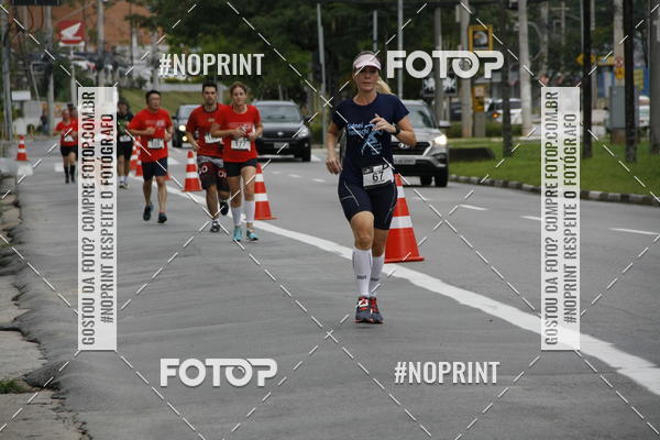 Buy your photos of the eventSantander Track & Field Run Series - Shopping Tambor on Fotop