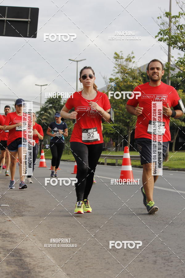 Buy your photos of the eventSantander Track & Field Run Series - Shopping Tambor on Fotop