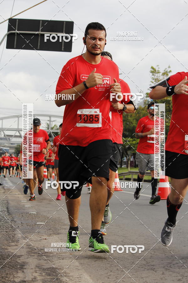 Buy your photos of the eventSantander Track & Field Run Series - Shopping Tambor on Fotop