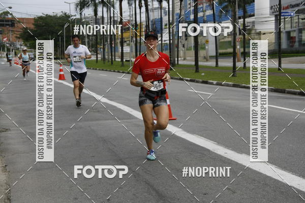 Buy your photos of the eventSantander Track & Field Run Series - Shopping Tambor on Fotop