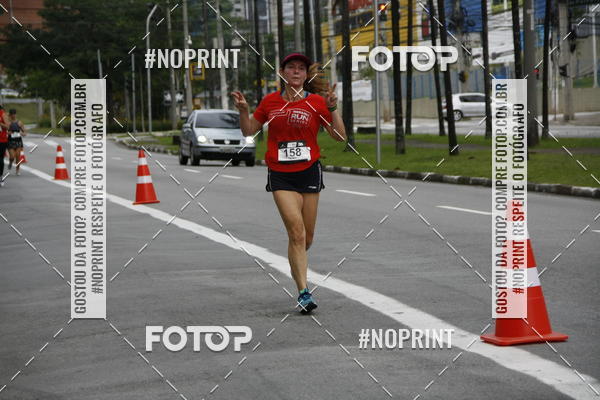 Buy your photos of the eventSantander Track & Field Run Series - Shopping Tambor on Fotop