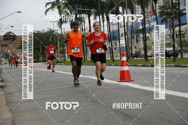Buy your photos of the eventSantander Track & Field Run Series - Shopping Tambor on Fotop
