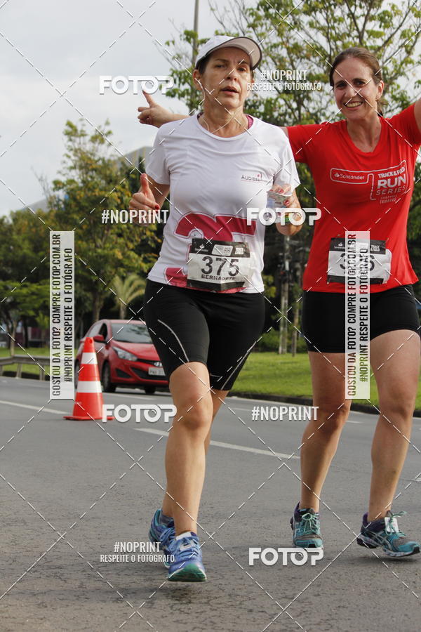 Buy your photos of the eventSantander Track & Field Run Series - Shopping Tambor on Fotop
