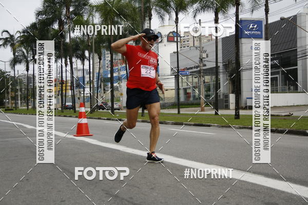 Buy your photos of the eventSantander Track & Field Run Series - Shopping Tambor on Fotop