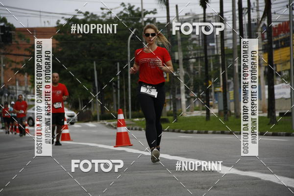 Buy your photos of the eventSantander Track & Field Run Series - Shopping Tambor on Fotop