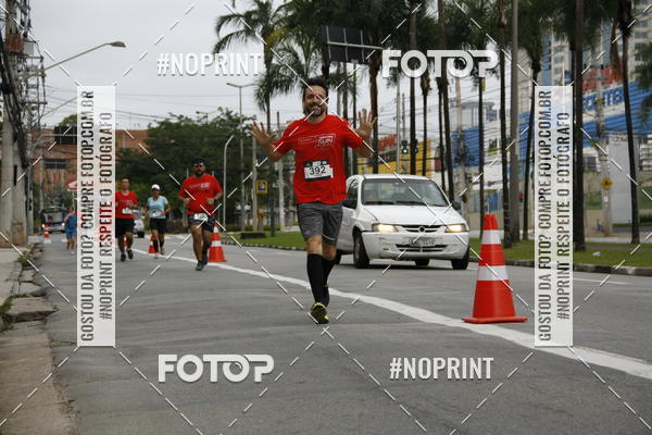 Buy your photos of the eventSantander Track & Field Run Series - Shopping Tambor on Fotop