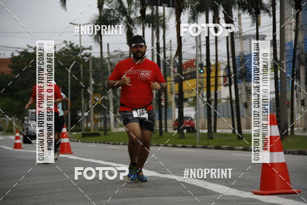Buy your photos of the eventSantander Track & Field Run Series - Shopping Tambor on Fotop