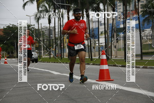 Buy your photos of the eventSantander Track & Field Run Series - Shopping Tambor on Fotop
