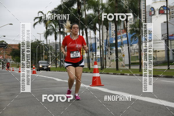 Buy your photos of the eventSantander Track & Field Run Series - Shopping Tambor on Fotop