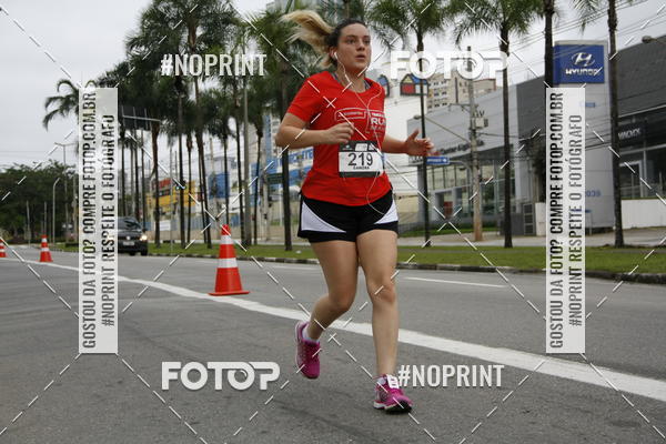 Buy your photos of the eventSantander Track & Field Run Series - Shopping Tambor on Fotop