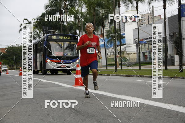 Buy your photos of the eventSantander Track & Field Run Series - Shopping Tambor on Fotop