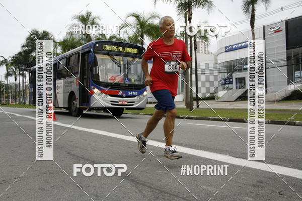 Buy your photos of the eventSantander Track & Field Run Series - Shopping Tambor on Fotop