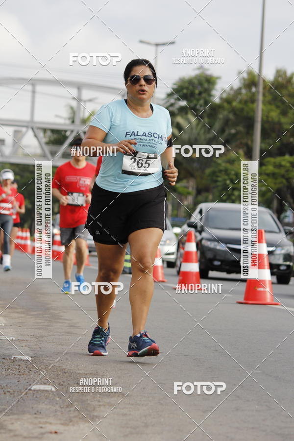 Buy your photos of the eventSantander Track & Field Run Series - Shopping Tambor on Fotop