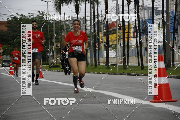 Buy your photos of the eventSantander Track & Field Run Series - Shopping Tambor on Fotop