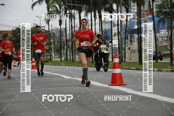 Buy your photos of the eventSantander Track & Field Run Series - Shopping Tambor on Fotop