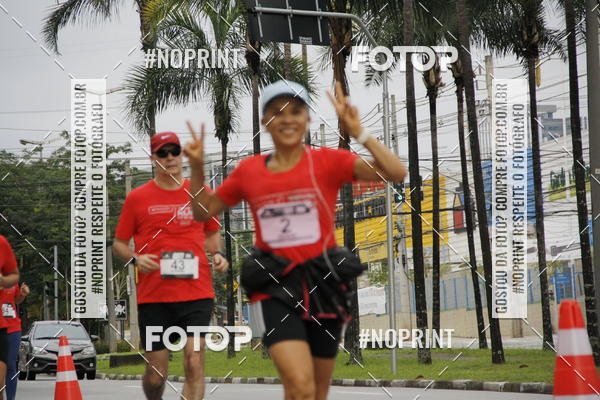 Buy your photos of the eventSantander Track & Field Run Series - Shopping Tambor on Fotop