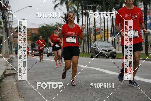 Buy your photos of the eventSantander Track & Field Run Series - Shopping Tambor on Fotop