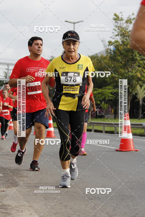 Buy your photos of the eventSantander Track & Field Run Series - Shopping Tambor on Fotop