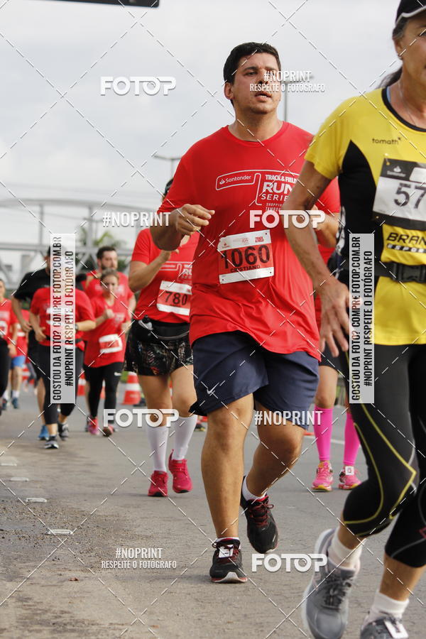 Buy your photos of the eventSantander Track & Field Run Series - Shopping Tambor on Fotop