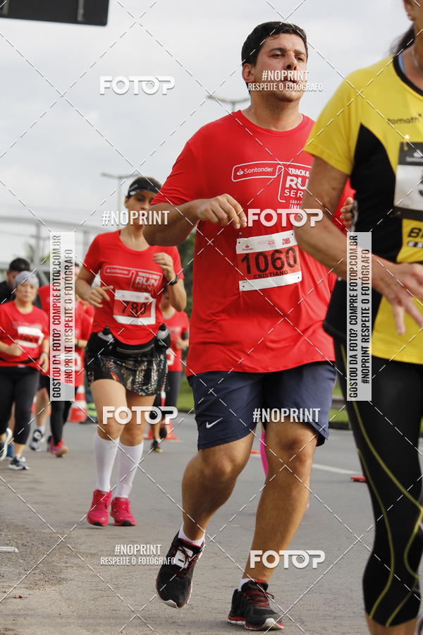 Buy your photos of the eventSantander Track & Field Run Series - Shopping Tambor on Fotop