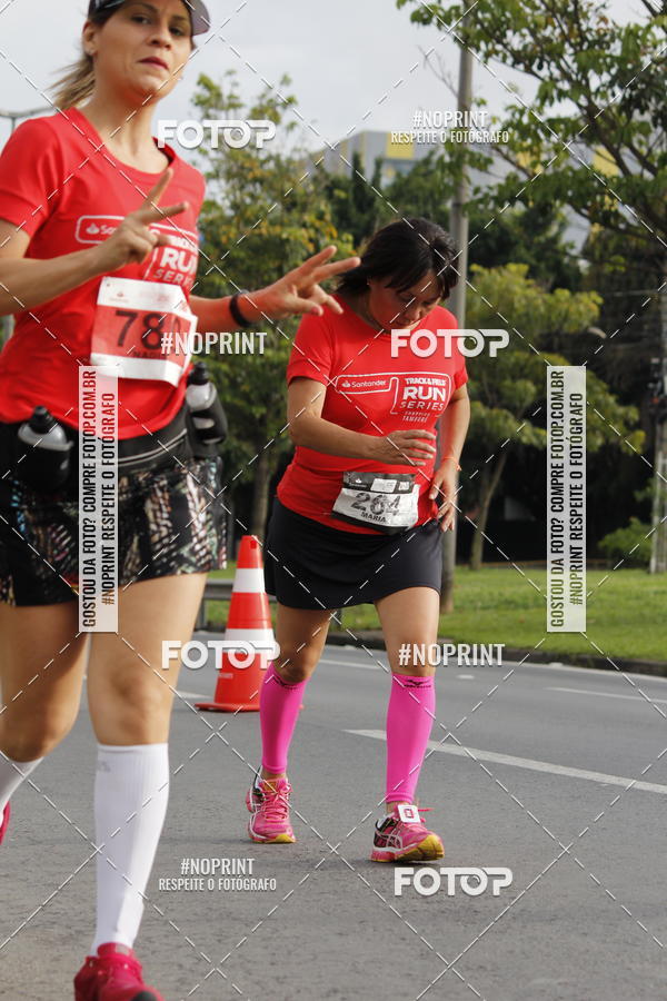 Buy your photos of the eventSantander Track & Field Run Series - Shopping Tambor on Fotop