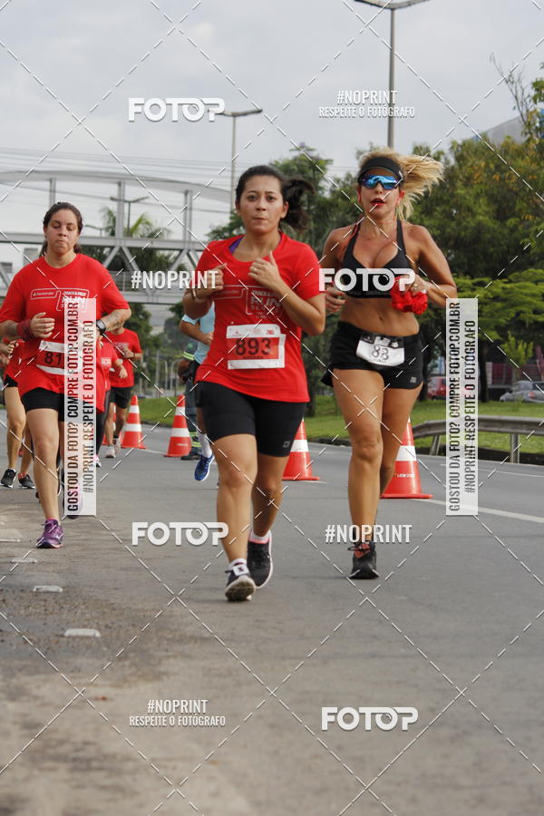 Buy your photos of the eventSantander Track & Field Run Series - Shopping Tambor on Fotop
