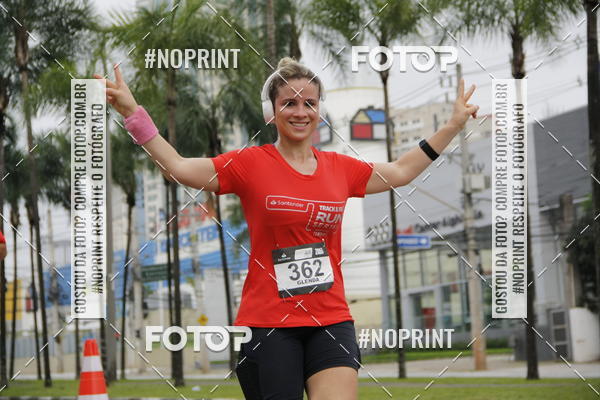 Buy your photos of the eventSantander Track & Field Run Series - Shopping Tambor on Fotop
