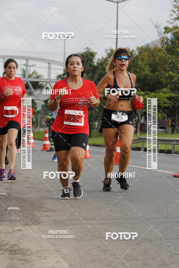 Buy your photos of the eventSantander Track & Field Run Series - Shopping Tambor on Fotop