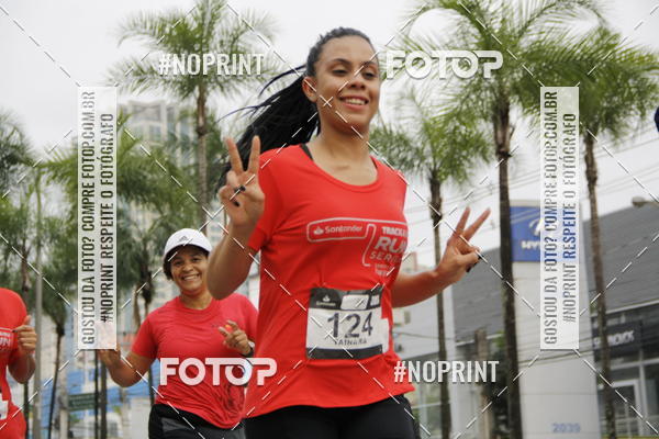 Buy your photos of the eventSantander Track & Field Run Series - Shopping Tambor on Fotop