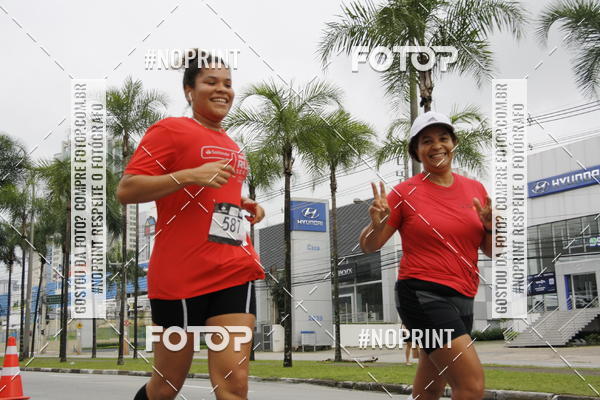 Buy your photos of the eventSantander Track & Field Run Series - Shopping Tambor on Fotop